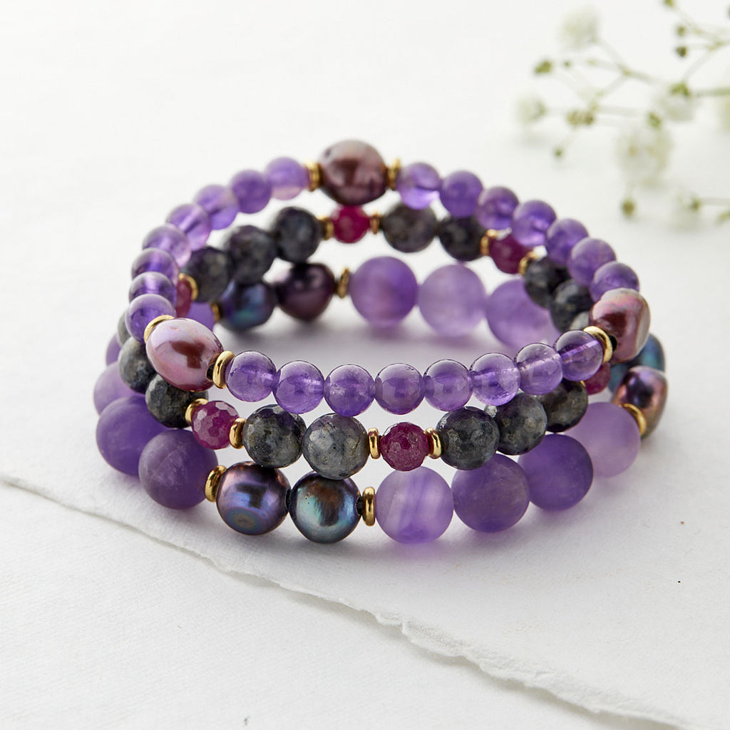 HER MAJESTY BRACELETS