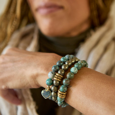 GIVE LOVE BRACELET